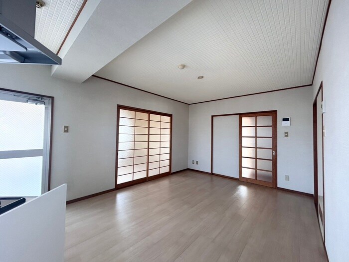 物件内観写真9　(居室)