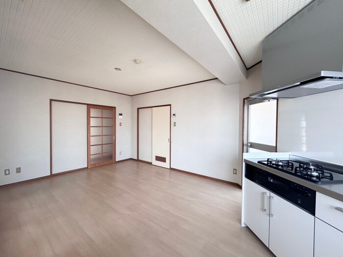 物件内観写真10　(居室)