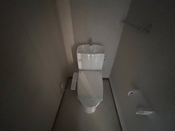 物件内観写真17　(トイレ)