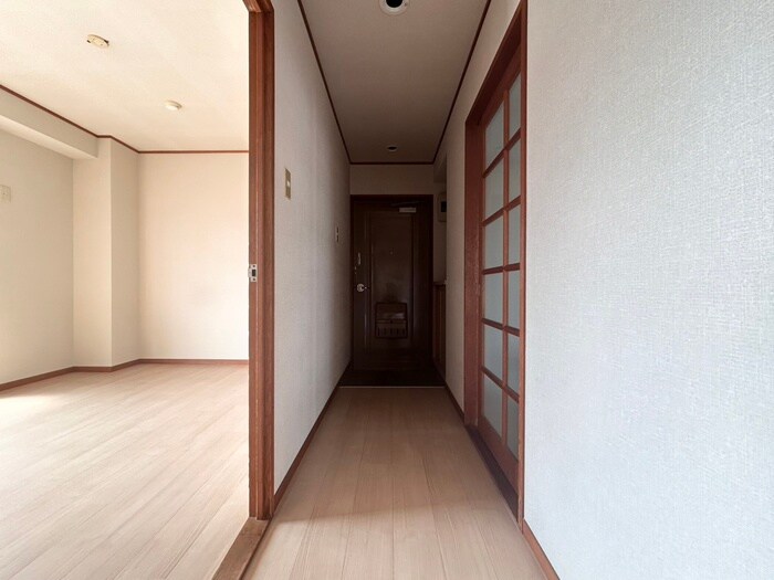 物件内観写真19　(廊下)