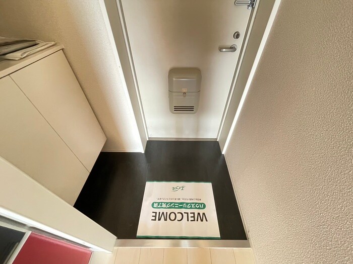物件内観写真21　(玄関)