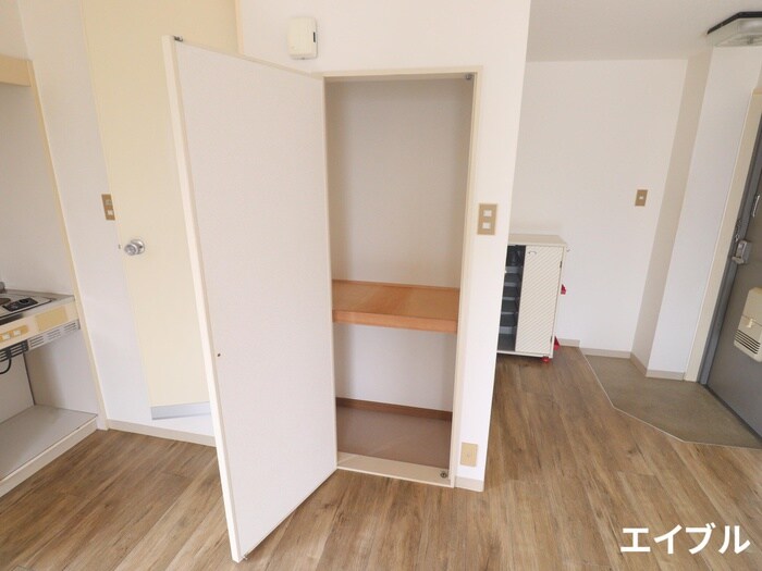 物件内観写真14　(収納)