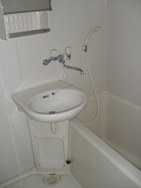 物件内観写真6　(洗面)