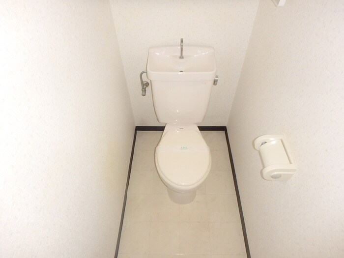 物件内観写真9　(トイレ)