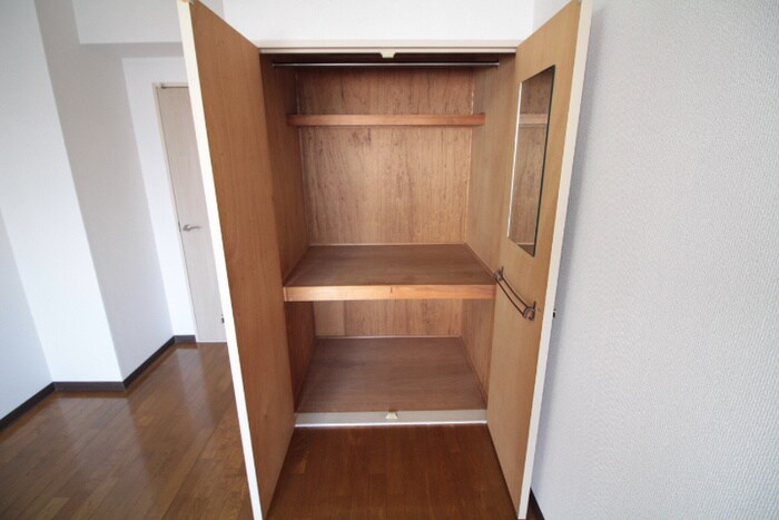 物件内観写真12　(収納)