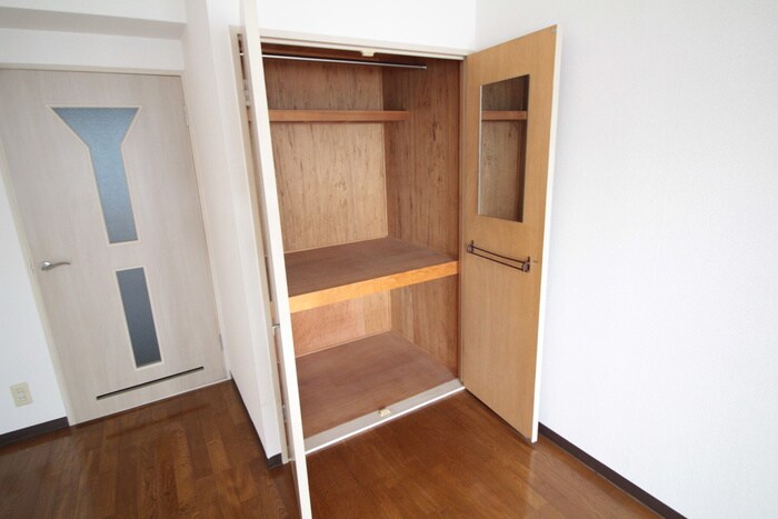 物件内観写真12　(収納)