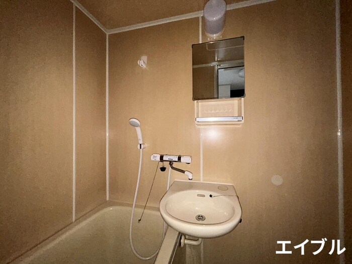 物件内観写真13　(洗面)