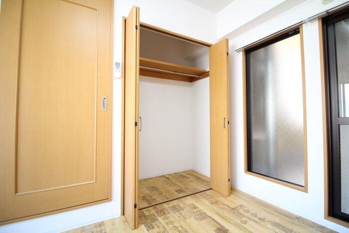 物件内観写真13　(収納)