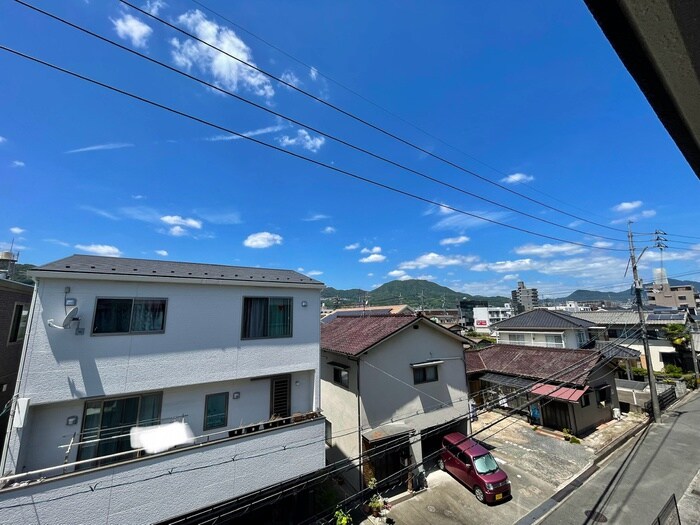 物件内観写真22　(室内からの展望)