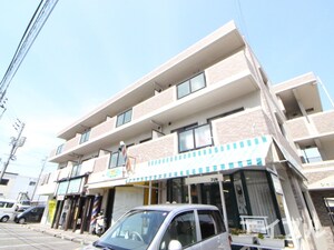シャルム川手外観写真