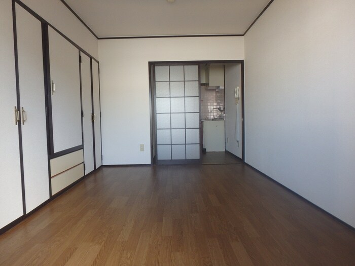 物件内観写真19　(居室)