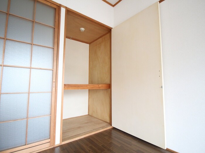 物件内観写真11　(収納)