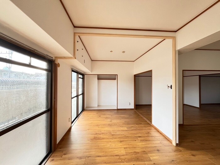 物件内観写真9　(居室)