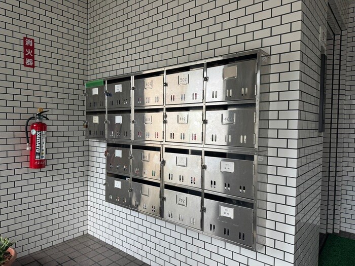 物件外観写真4　(建物設備)