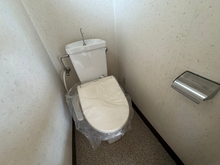 物件内観写真10　(トイレ)