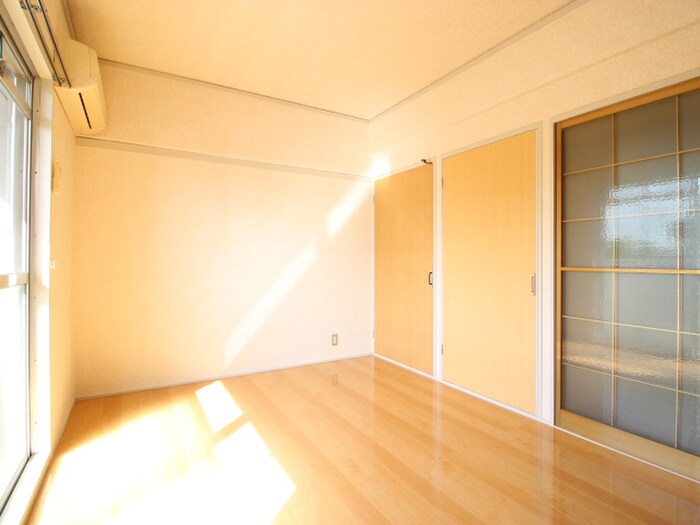 物件内観写真10　(居室)