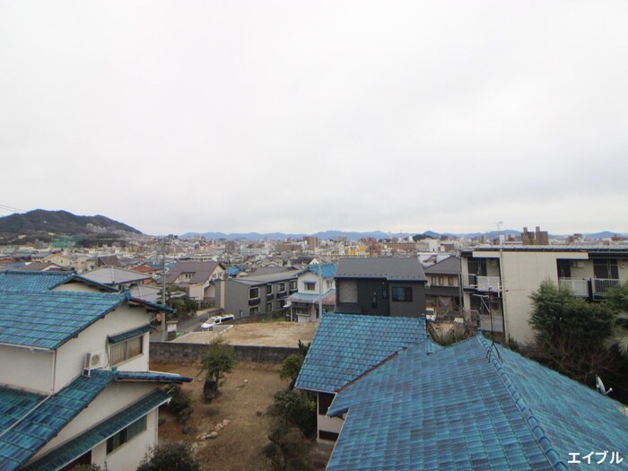 物件内観写真16　(室内からの展望)