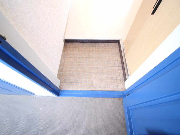 物件内観写真19　(玄関)