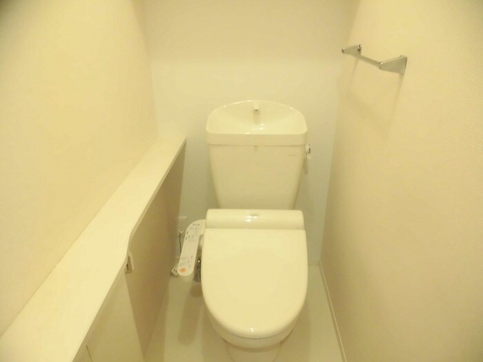 物件内観写真10　(トイレ)