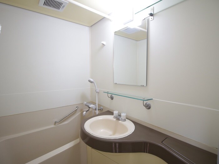 物件内観写真11　(洗面)
