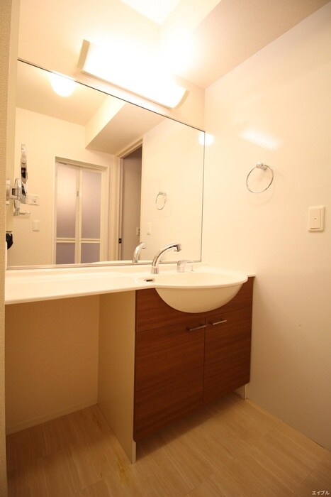 物件内観写真11　(洗面)