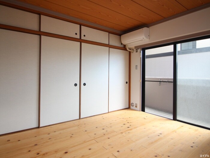 物件内観写真9　(居室)