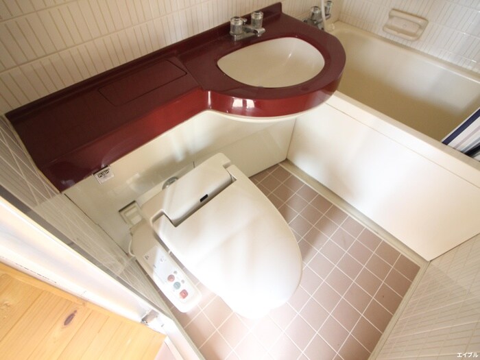 物件内観写真13　(トイレ)