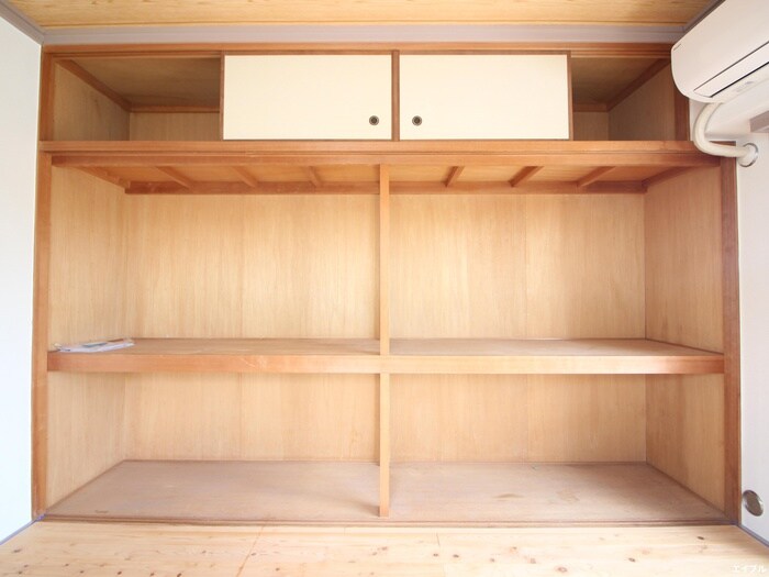 物件内観写真16　(収納)