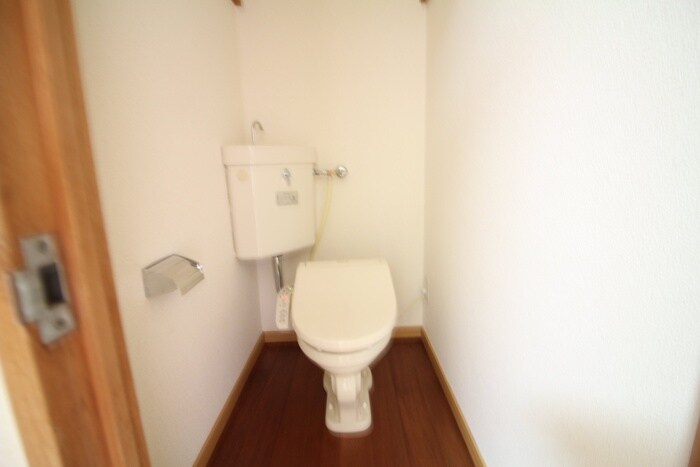 物件内観写真9　(トイレ)