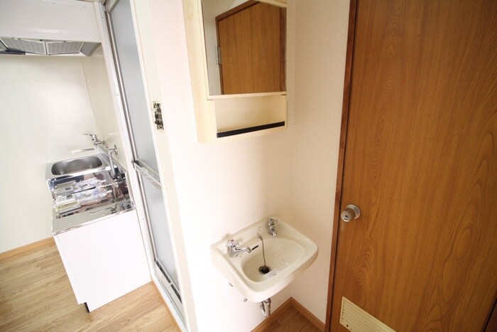 物件内観写真11　(洗面)