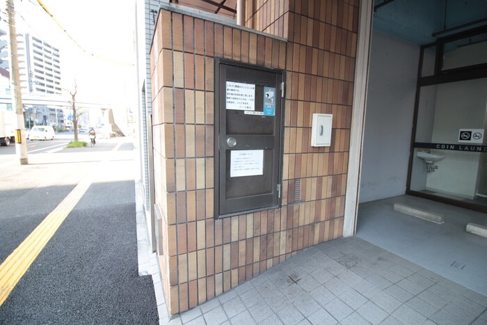 物件外観写真4　(建物設備)