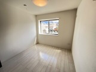 物件内観写真8　(居室)