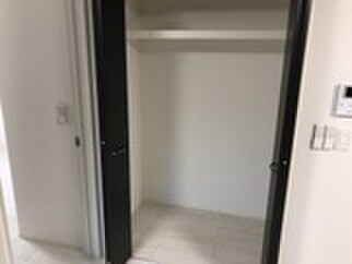 物件内観写真15　(収納)