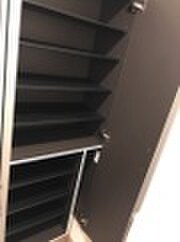 物件内観写真18　(靴箱)
