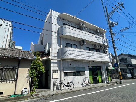 上川ビル外観写真