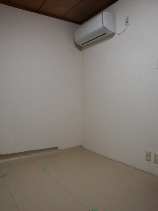 物件内観写真11　(居室)