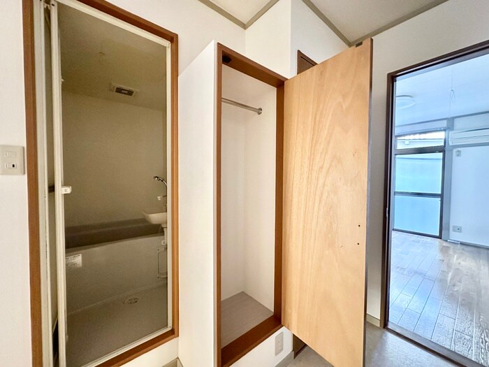 物件内観写真9　(収納)