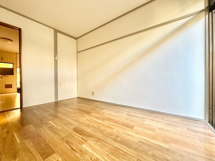 物件内観写真11　(居室)