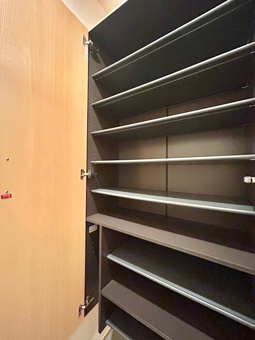 物件内観写真14　(靴箱)