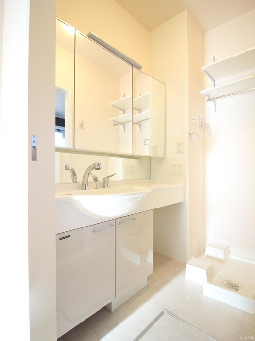 物件内観写真11　(洗面)