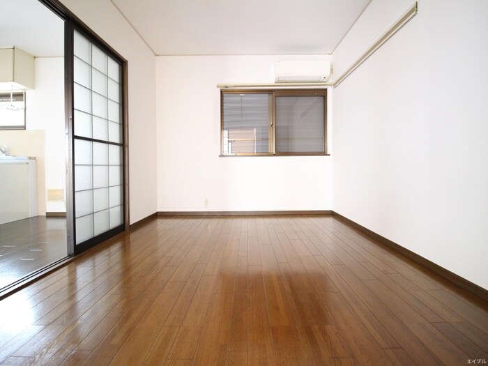 物件内観写真10　(居室)