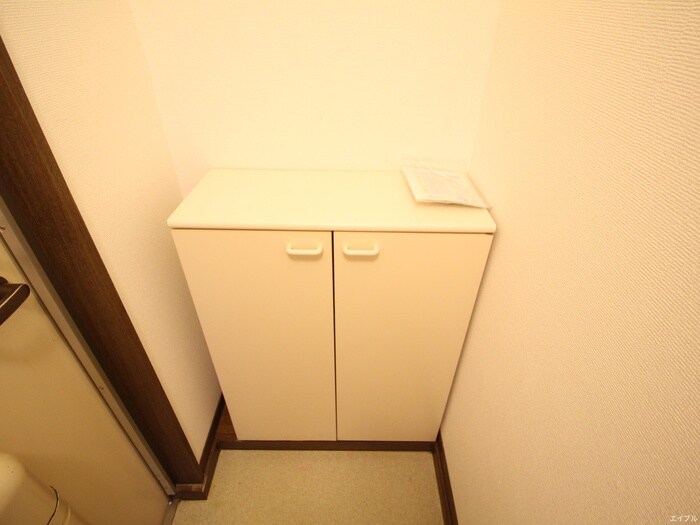 物件内観写真18　(靴箱)