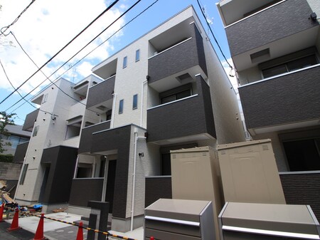 Regalest LArc UJINA-MIYUKI Ⅱ外観写真
