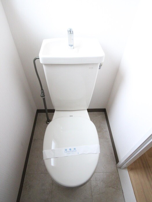 物件内観写真10　(トイレ)