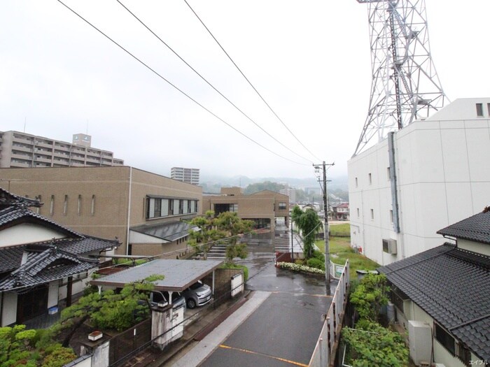 物件内観写真15　(室内からの展望)