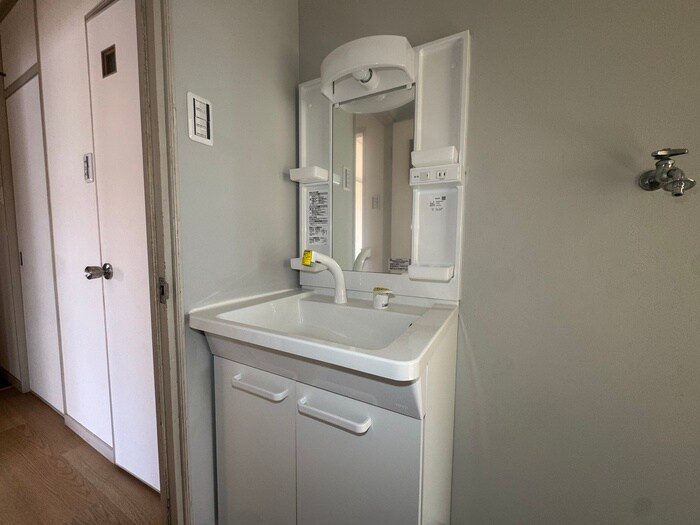 物件内観写真11　(洗面)