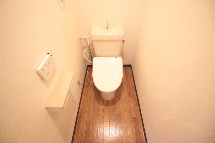 物件内観写真10　(トイレ)