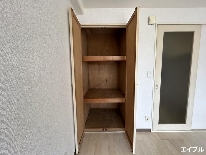 物件内観写真18　(収納)