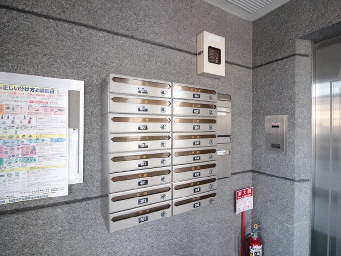 物件外観写真6　(建物設備)