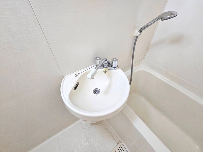 物件内観写真10　(洗面)